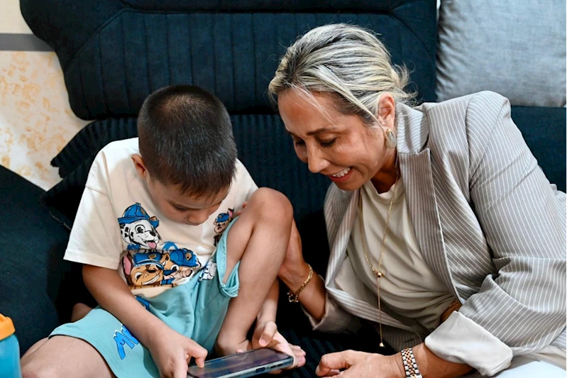 AK Parti Antalya Milletvekili Çokal, sağlık problemi yaşayan 6 yaşındaki Mert