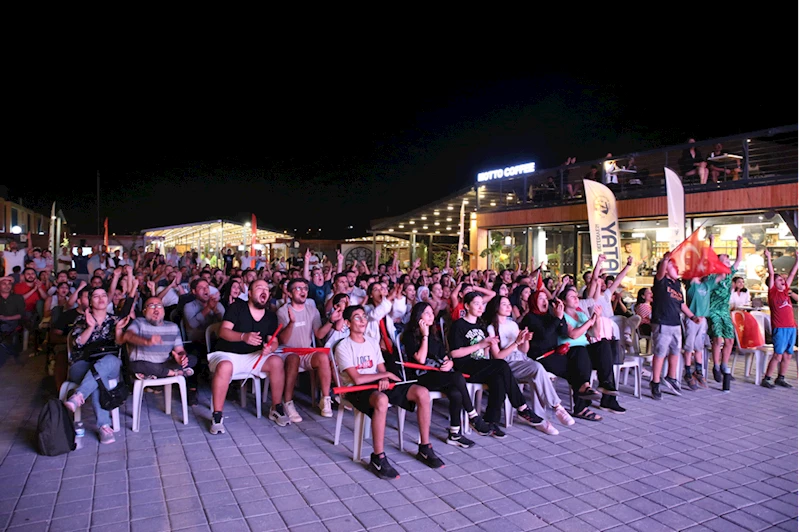 Adana ve çevre illerde Türkiye-Almanya EuroBasket 2025 final maçı izlendi