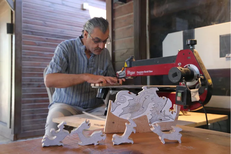 Deprem günü açacağı atölyesi yıkılan ahşap ustası Kültür ve Sanat Çarşısı