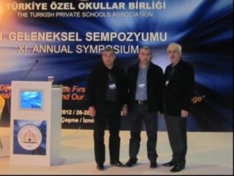 Atabey koleji İzmir`deki sempozyuma katıldı