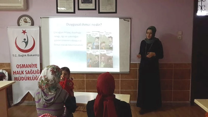 Anne babalara, çocuk ihmali ve istismarı eğitimi verildi