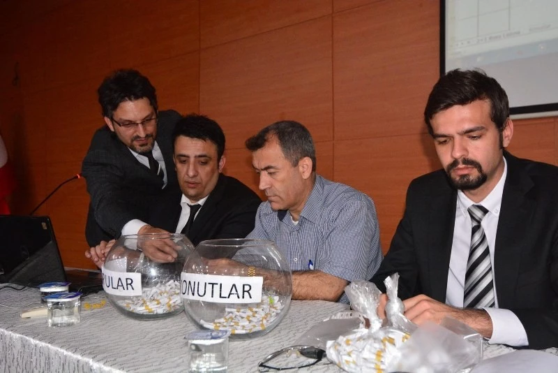 256 konut, kura ile hak sahiplerine teslim edildi