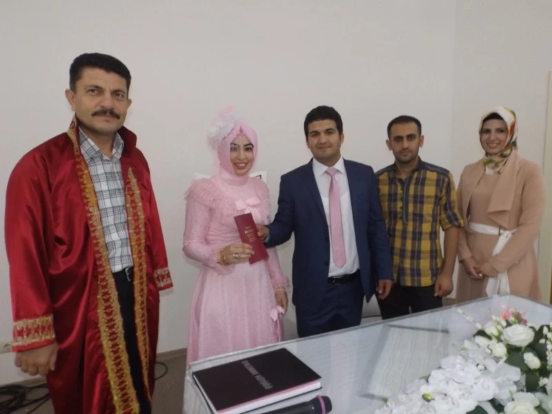 Saliha İle Mustafa  Kurt , Mutluluğa  ?Evet ? Dedi