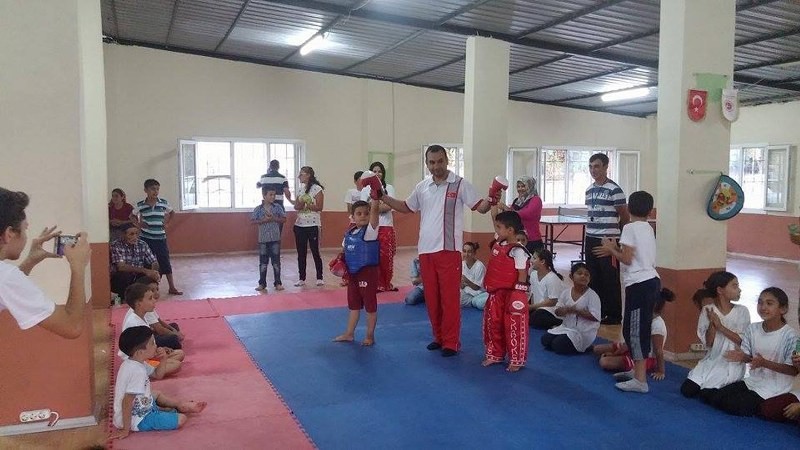 Aile ve çocuklara görmedikleri spor branşları tanıtıldı