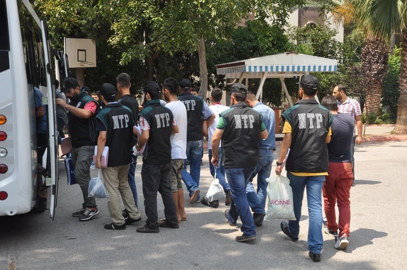 Bir ayda aranan 997 kişi yakalandı, 63`ü tutuklandı