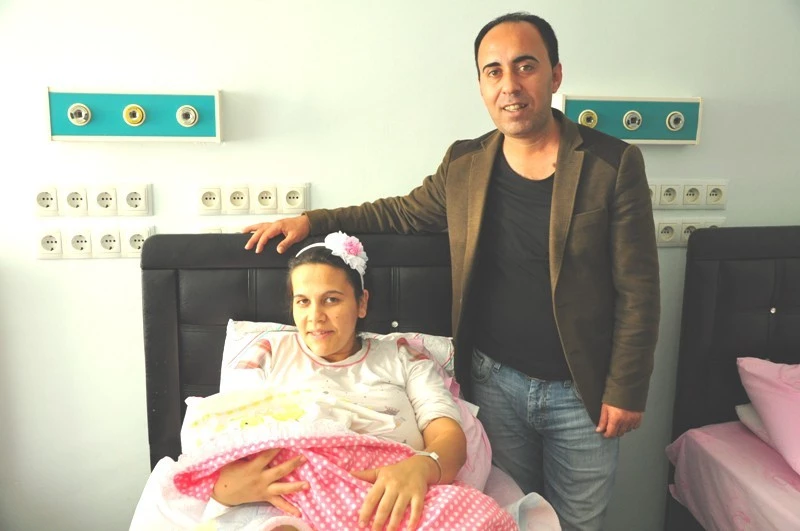 Efendi Erkayıran baba oldu