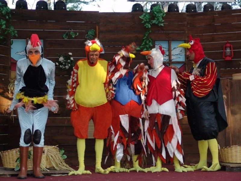 Ümraniyeli Çocuklar Tiyatro Keyfini Doyasıya Yaşıyor