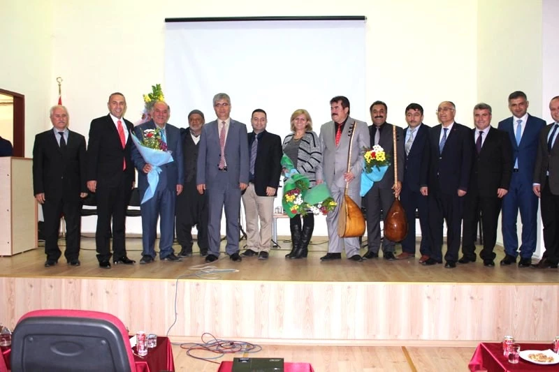 Halk Ozanları, Mahkum ve Hükümlüler için moral konseri verdi