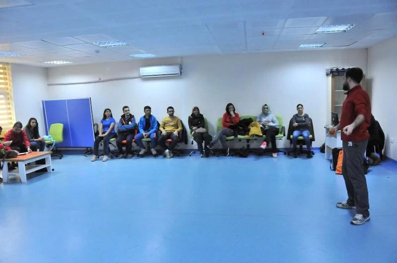 Osmaniye`de Hemsball Antrenörlük Kursu Başladı