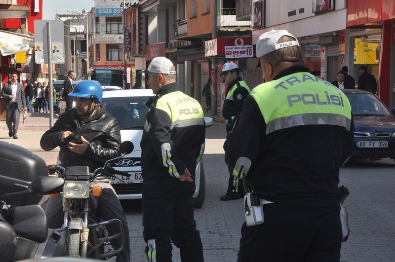 Osmaniye`de 485 araca trafik cezası kesildi