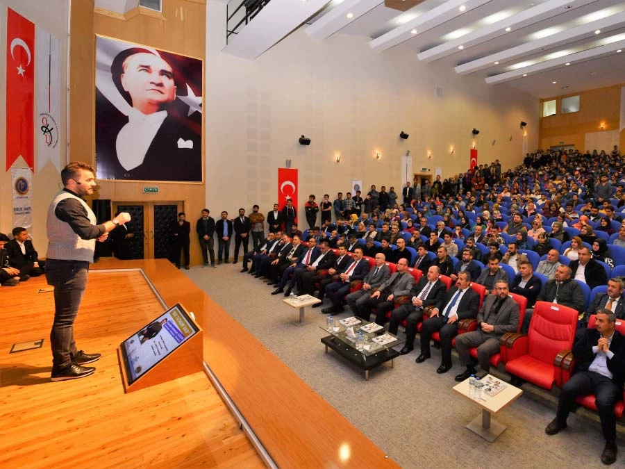 Uzun: Özgüven problemimiz var