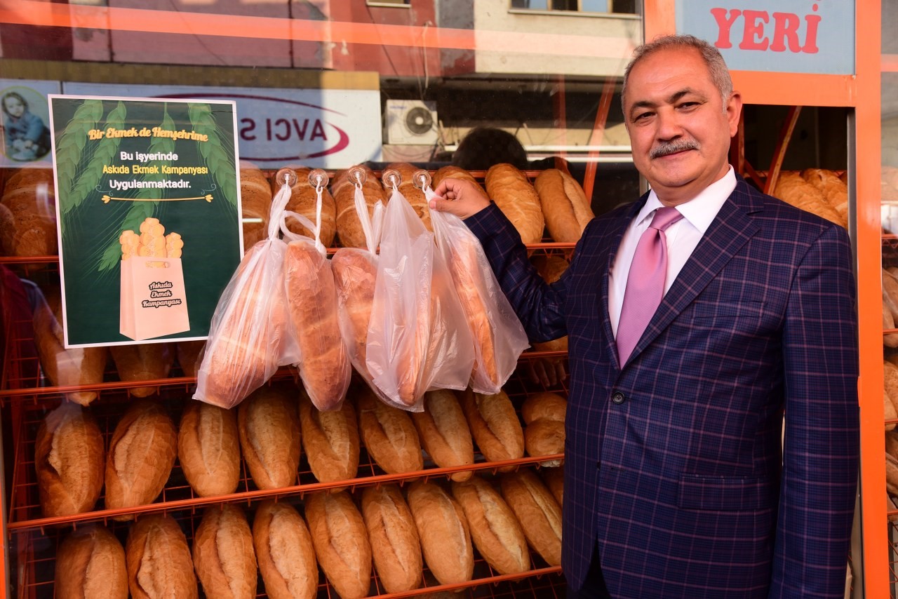 Osmaniye`den, askıda ekmek kampanyasına tam destek