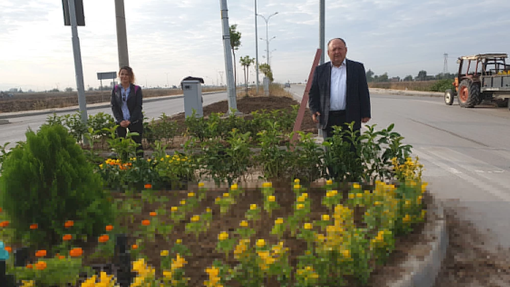 Refüj Ve Kavşaklarda Yeşillendirme Çalışmaları