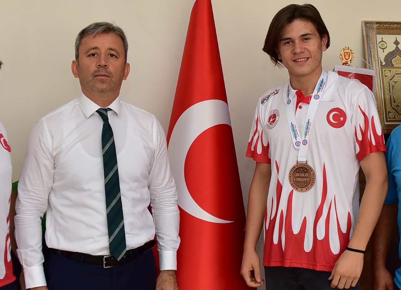Osmaniyeli Sporcu Kick Boks`ra Avrupa üçüncüsü