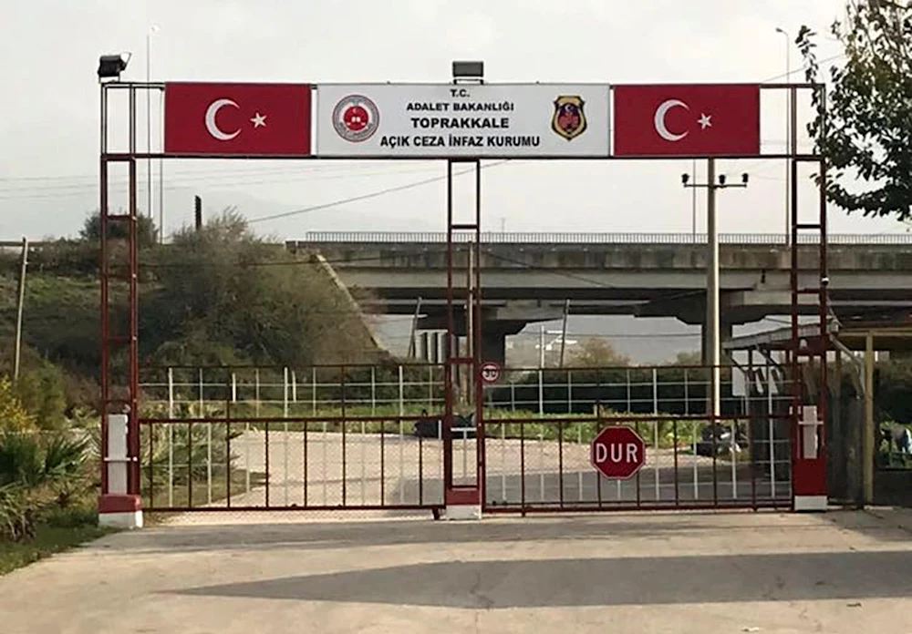 Osmaniye`de cezaevi kantini soyuldu