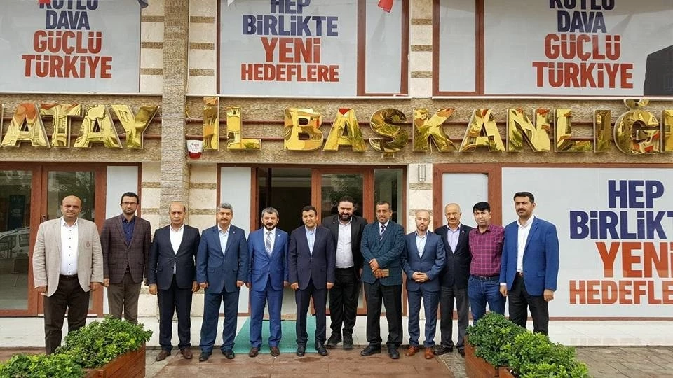 Meselemiz Hepimizi Köleleştiren Küresel Sisteme Dur Demektir