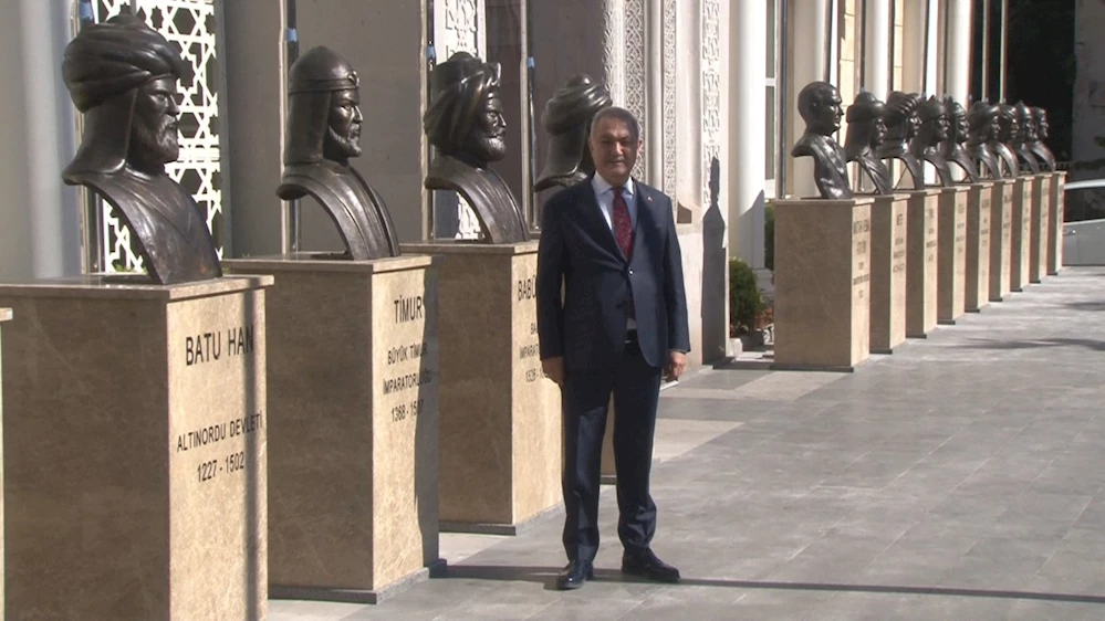 Osmaniye?de, Tarihte Kurulmuş 16 Büyük Türk Devleti Bayrağı Dalgalanıyor