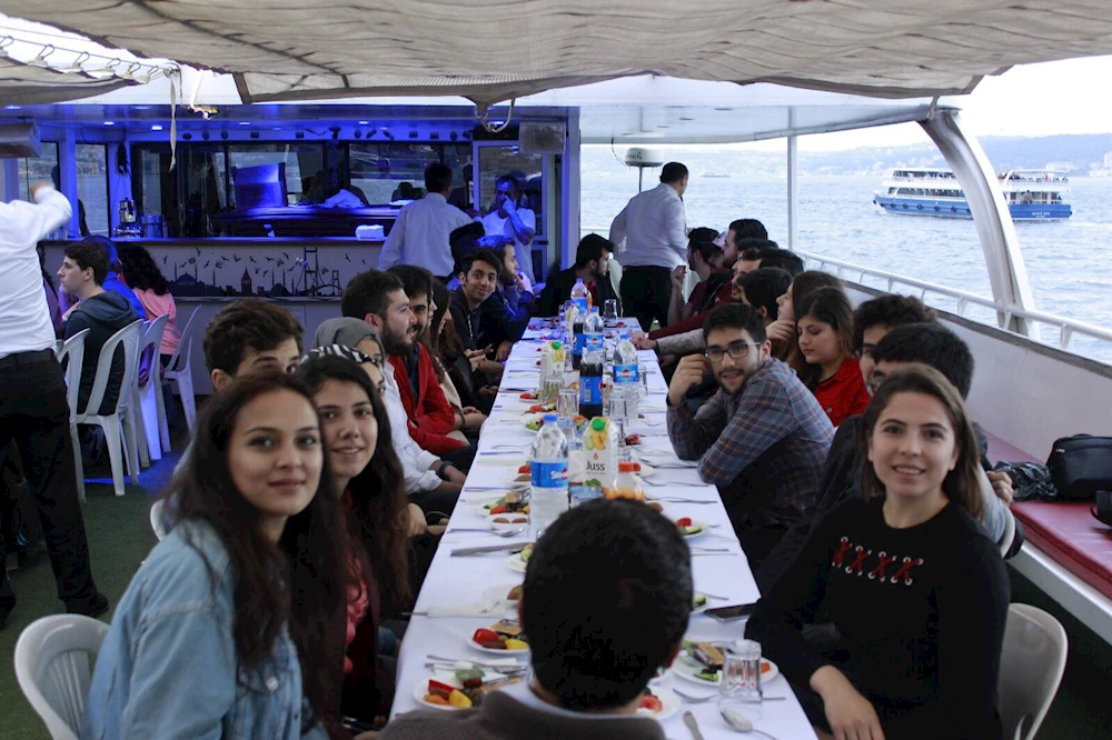 Istanbul Bogazında Osmaniyeliler çıkartması