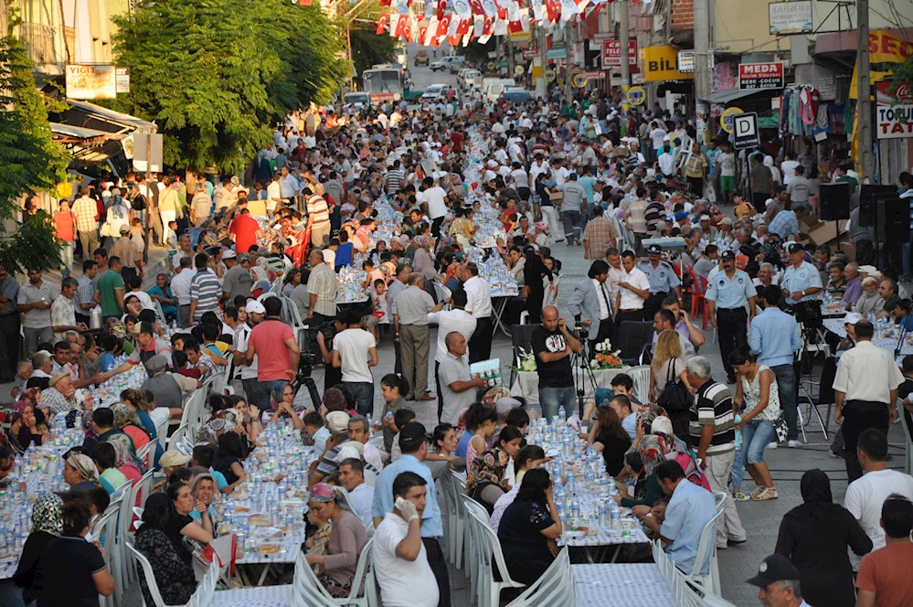7 Haziran Perşembe akşamı büyük iftarda buluşalım