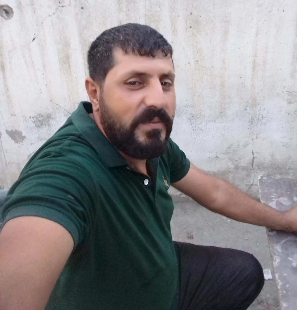 Üzerine kum çekme asansörü demiri düşen işçi öldü