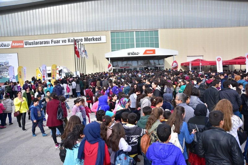 Çukurova 11. Kitap Fuarı Ziyaretçi Rekoruyla Sona Erdi