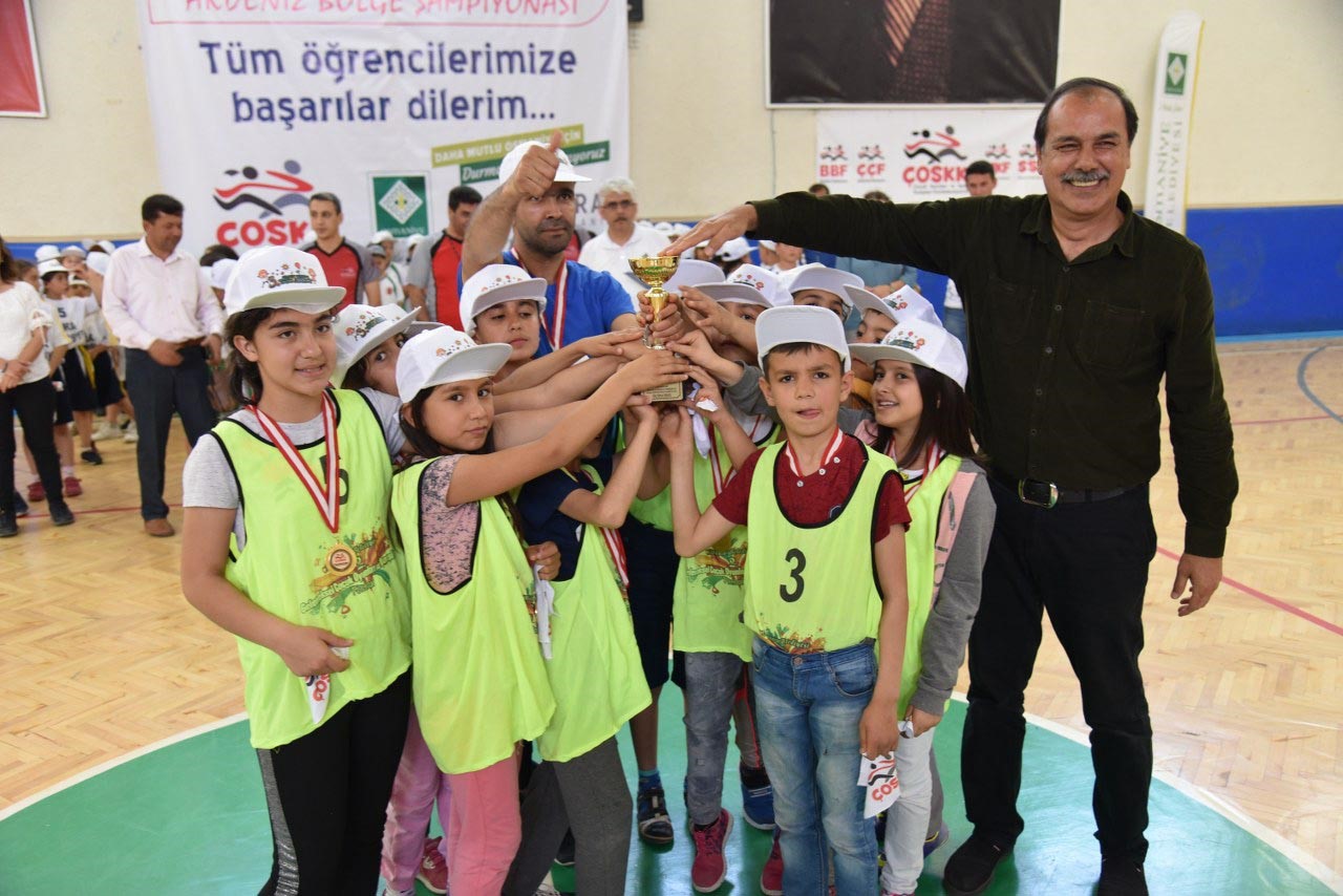 Osmaniye`de `Mendil Kapmaca Bölge Şampiyonası
