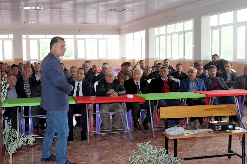 Çitçiye, zeytin hastalık ve zararlıları anlatıldı