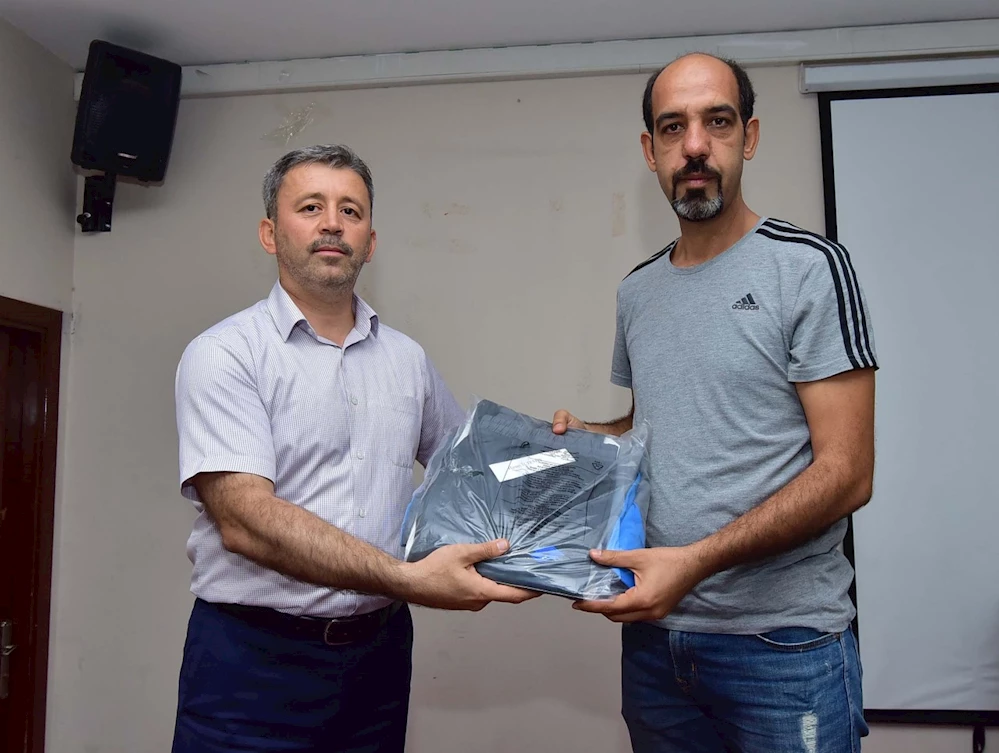 Çalışma performansı yüksek olan antrenörlere ödül